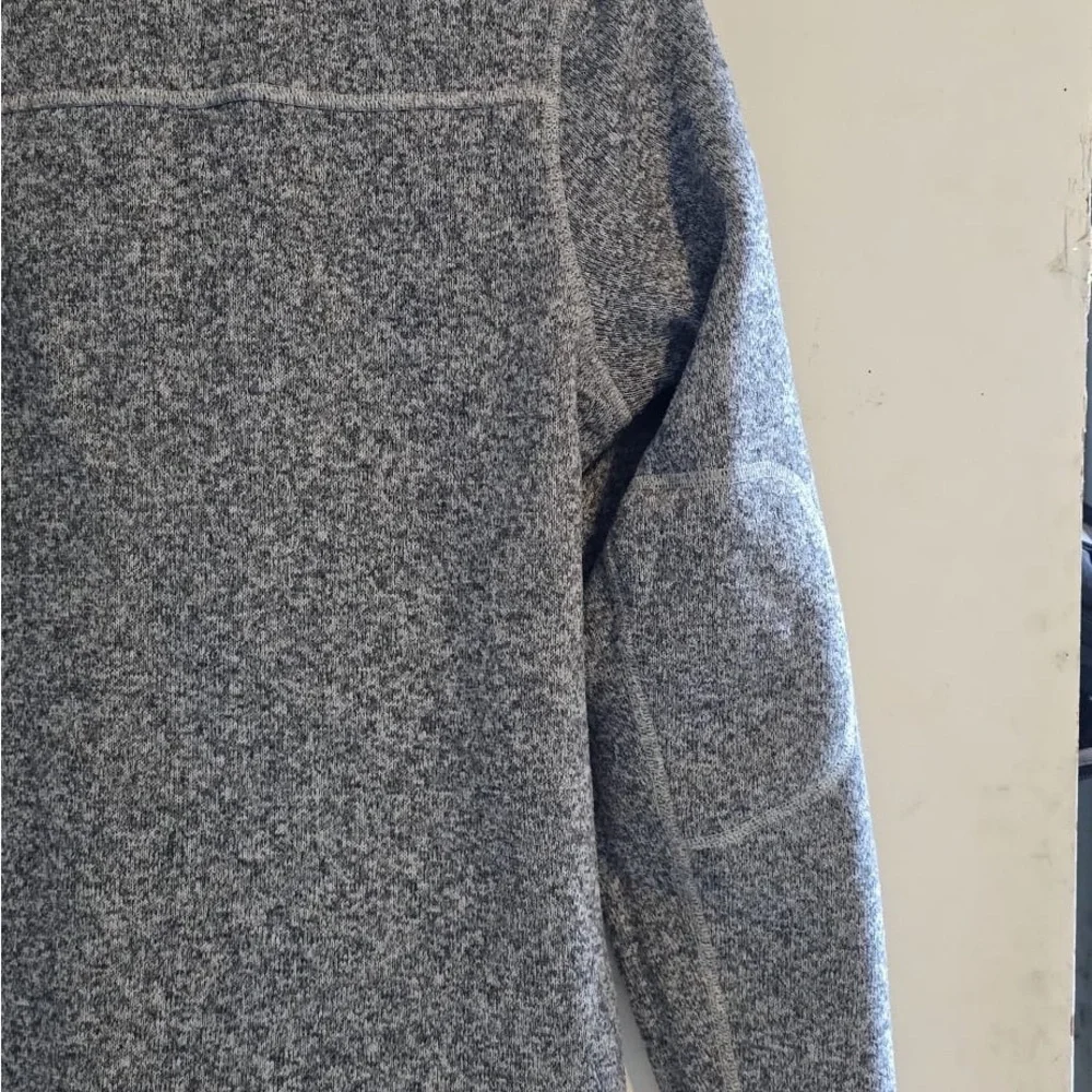The North Face Heathered Gray Fleece Jacket
